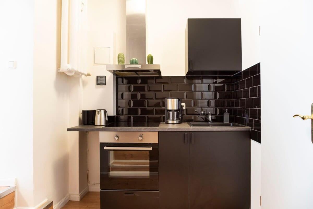 Spacious Loft Style Studio In Berlin Wilmersdorf Dış mekan fotoğraf